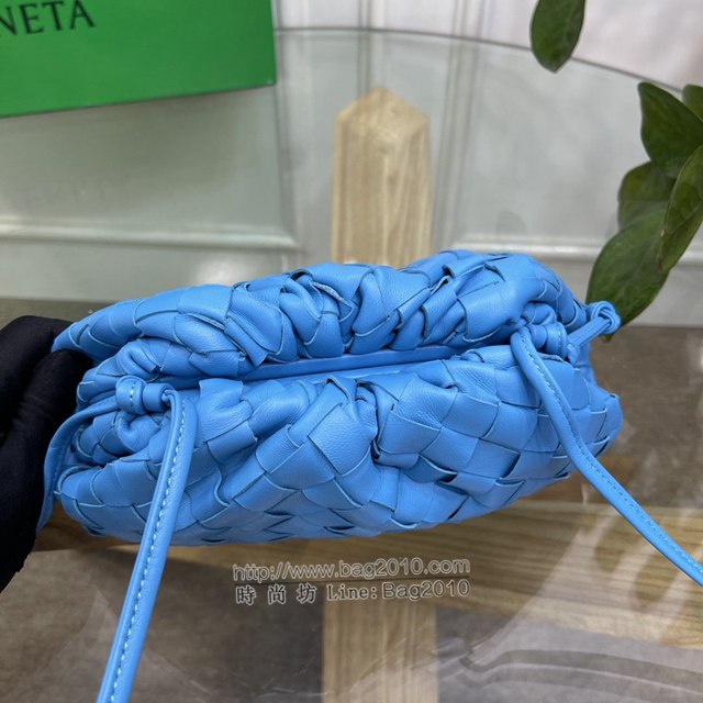 Bottega veneta高端女包 98061 寶緹嘉粗格編織羊皮雲朵POUCH手拿包 BV經典款女包  gxz1157